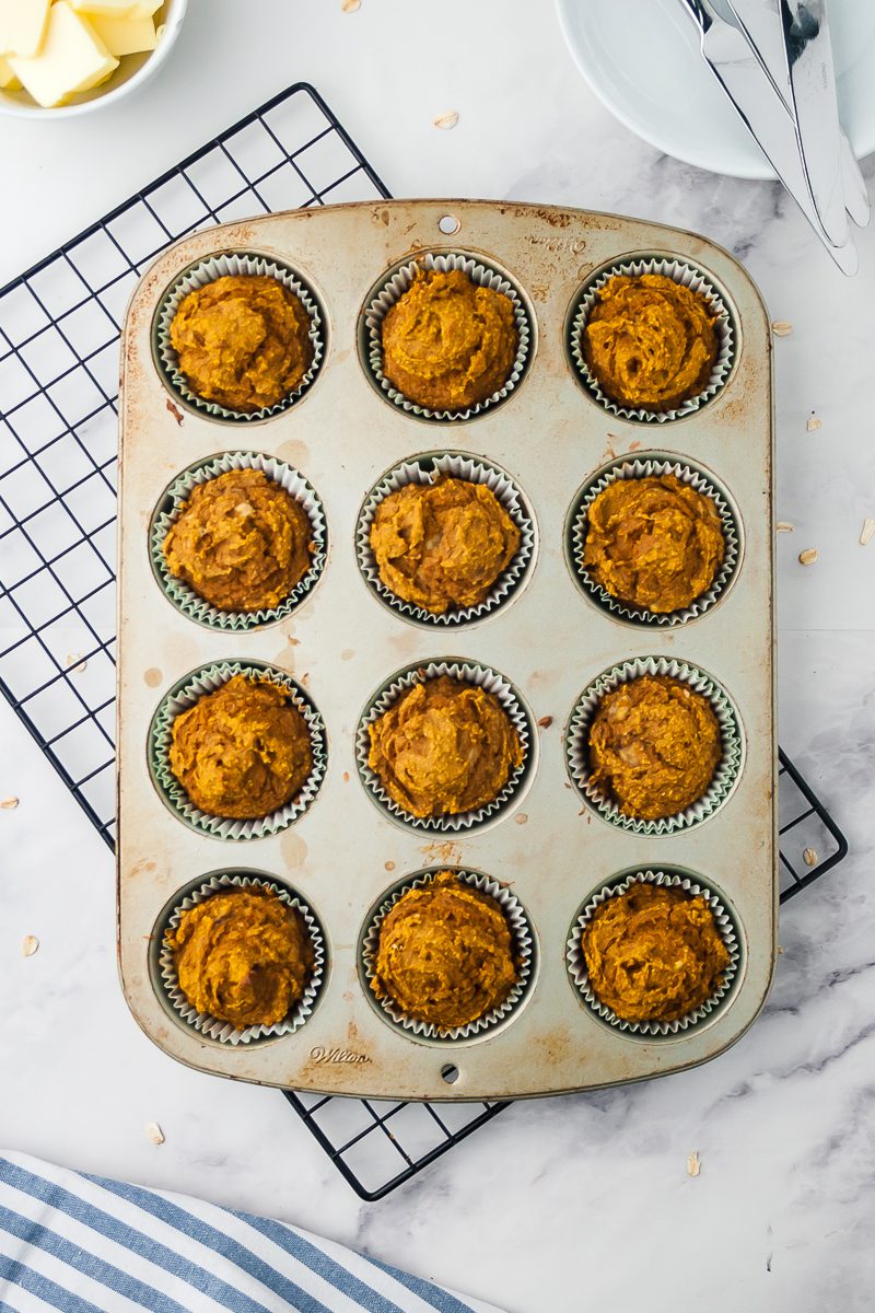 Pumpkin Muffins With Banana and Oatmeal