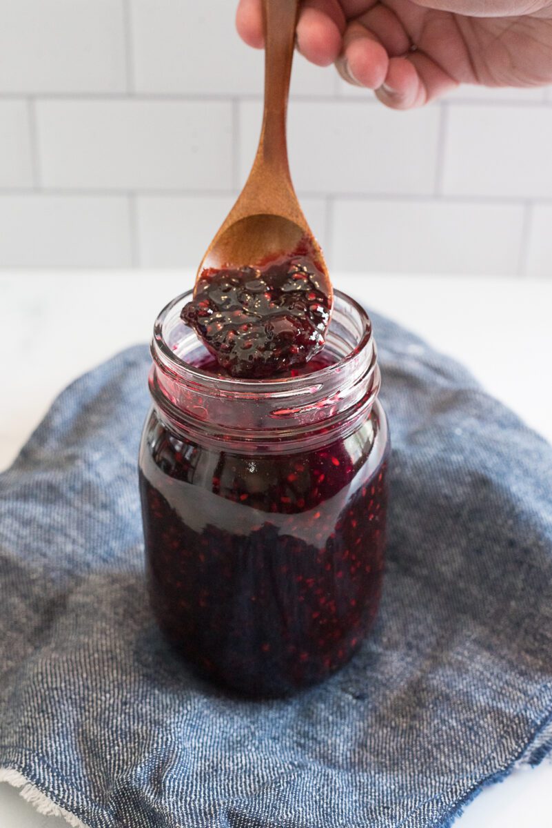 Easy To Make Blackberry Jam 