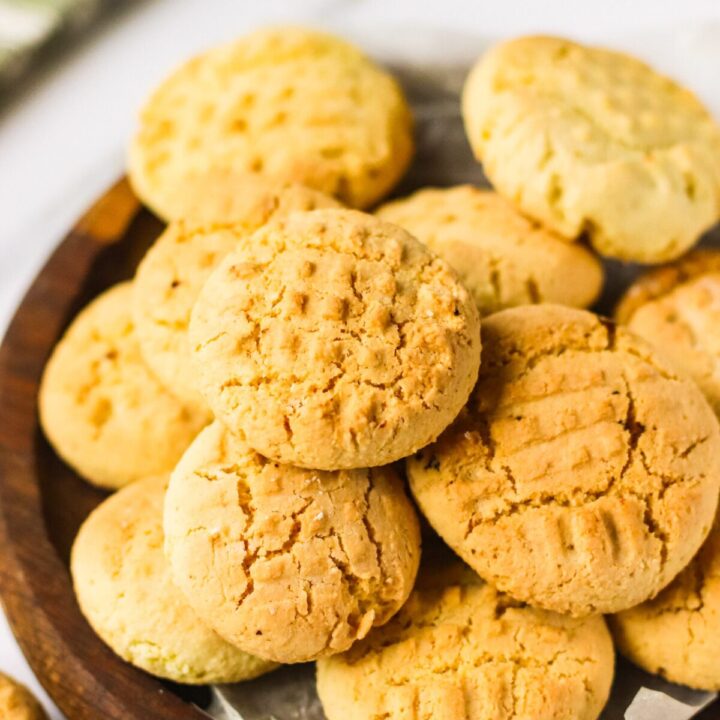 Cookies made with Instant sugar free pudding and swerve sweetener.